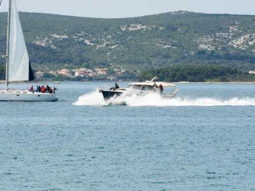 Adriana 44 hajó bérlés,  hajó bérlés Horvátországban,  Horvátország,  luxusnyaralás