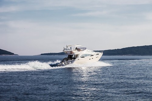 Aicon 56 hajó bérlés,  luxusnyaralás,  yacht bérlés,  Adriai tenger