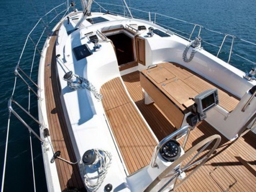 Bavaria Cruiser 40 vitorlás bérlés Horvátországban,  hajóbérlés az Adrián,  yacht bérlés,  Adriai tenger