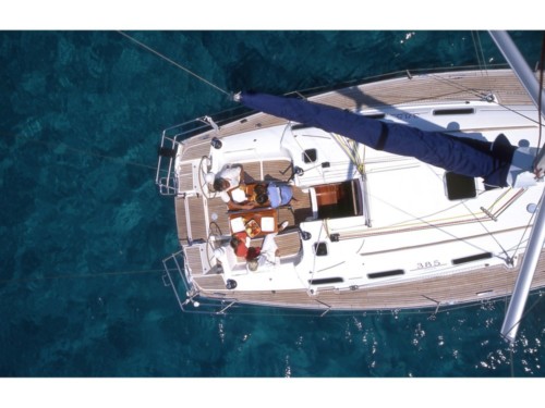 Dufour 385 vitorlás bérlés Horvátországban,  luxusnyaralás,  yacht bérlés,  hajóbérlés Adria