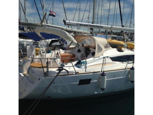 Elan 444 Impression luxusnyaralás,  yacht bérlés,  hajóbérlés Horvátország,  Adriai tenger
