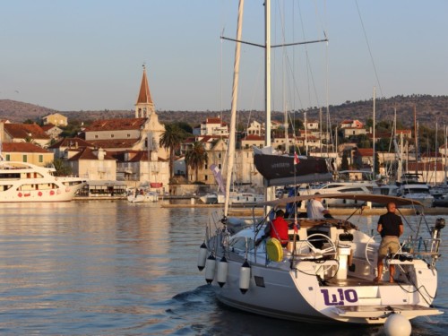 Elan 45 Impression Horvátország,  luxusnyaralás,  yacht bérlés,  vitorlás bérlés