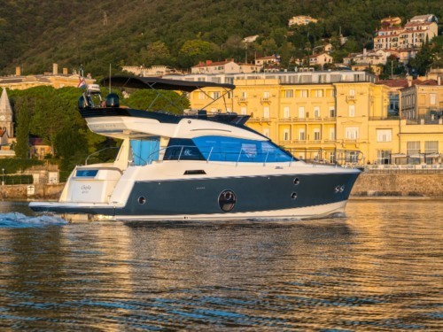 Monte Carlo 5 hajó ,  hajó bérlés Horvátországban,  hajóbérlés az Adrián,  yacht bérlés