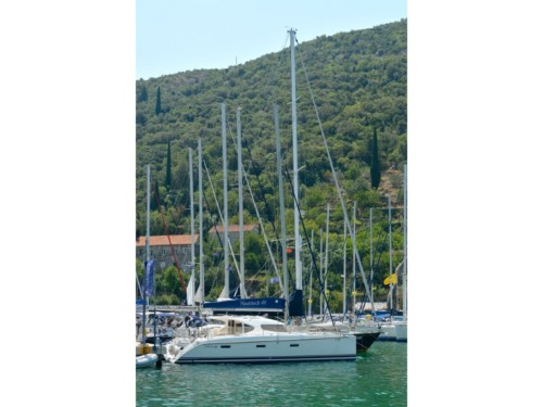 Nautitech 40 katamarán ,  Adria,  yacht bérlés,  hajóbérlés Horvátország