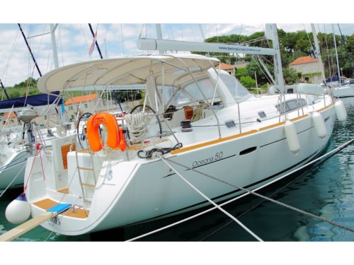 Oceanis 50 Family vitorlás bérlés,  hajóbérlés az Adrián,  Horvátország,  luxusnyaralás
