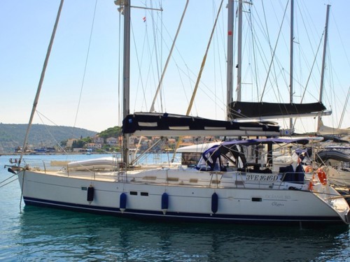 Oceanis 523 Horvátország,  hajóbérlés,  luxusnyaralás,  yacht bérlés