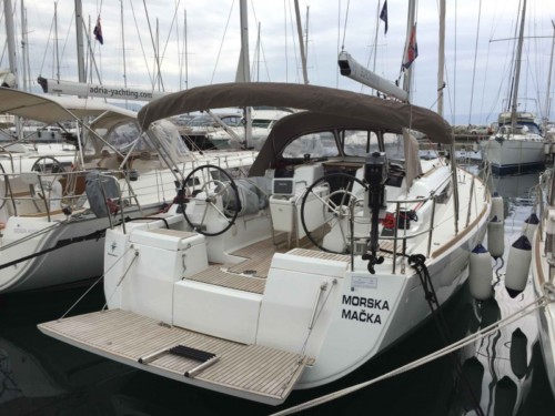 Sun Odyssey 419 vitorlás bérlés az Adrián,  yacht bérlés,  hajóbérlés Adria,  Adriai tenger