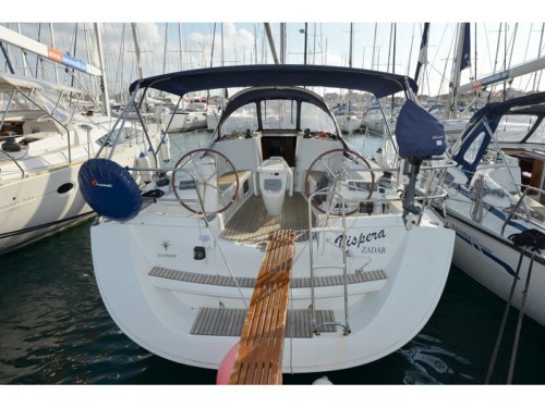 Sun Odyssey 42 i vitorlás bérlés Horvátországban,  hajóbérlés az Adrián,  hajóbérlés,  yacht bérlés