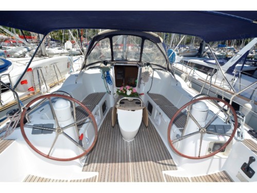 Sun Odyssey 42 i vitorlás bérlés,  luxusnyaralás,  hajóbérlés Horvátország,  Adriai tenger