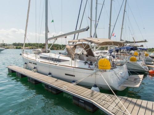 Sun Odyssey 449 vitorlás ,  hajóbérlés,  luxusnyaralás,  Horvátország hajóbérlés